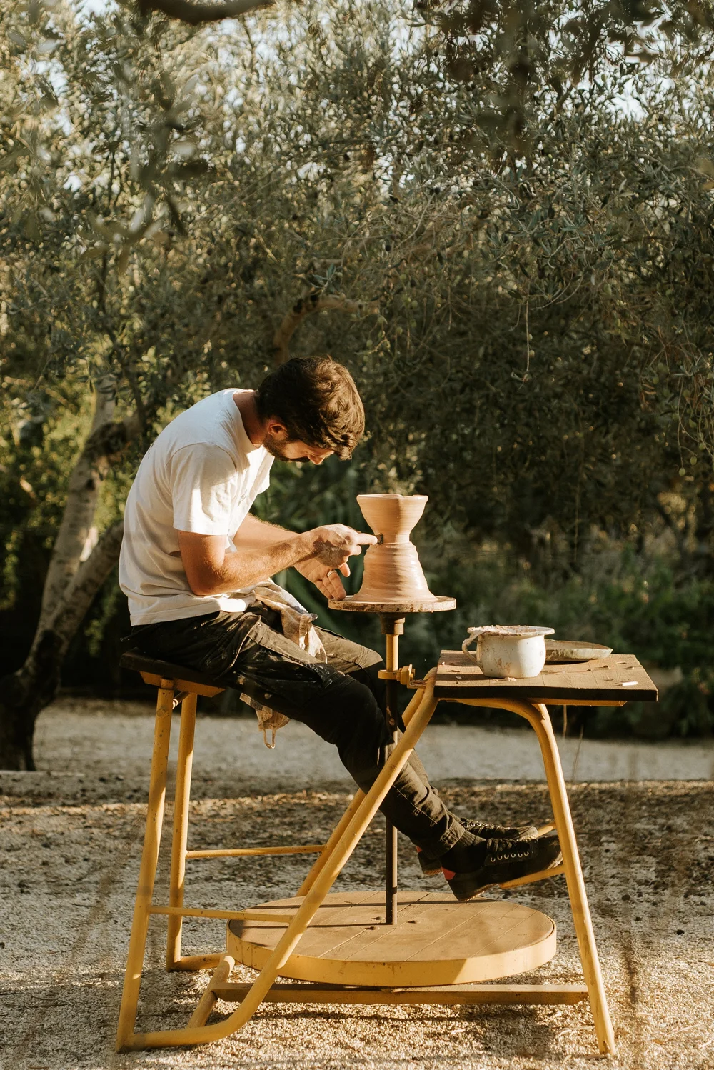 Ceramic Artist Ido Ferber from Japan